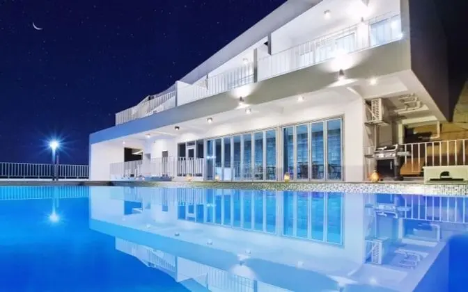 Tongyeong Zigzag Pension