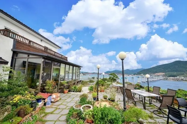 Tongyoung Mongdolhouse Pension - Dış Mekan