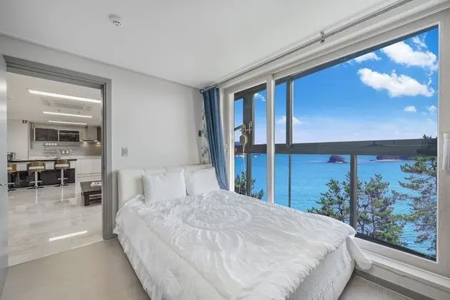 Tongyoung Sagaejeol Pension