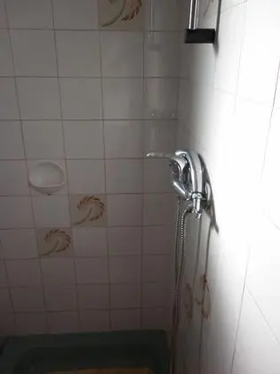 Tonia - Great Location & Afordable - SA2 - Banyo Tipleri