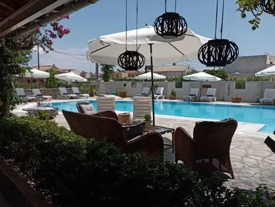 Toni's Guesthouse - Dış Mekan