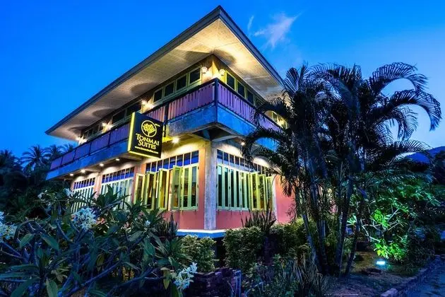 Tonmai Suites