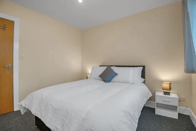 Tony Asga - Coady Apartment - Oda