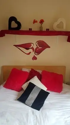 Tony Asga - Hamza Apartment