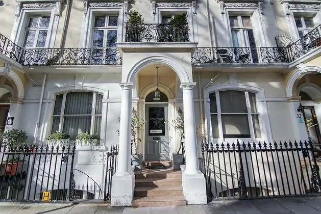 Tony's House Hotel