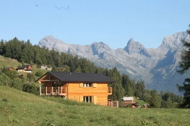 Top Chalet With Unobstructed Views in the Middle of the ski Resort of La Tzoumaz