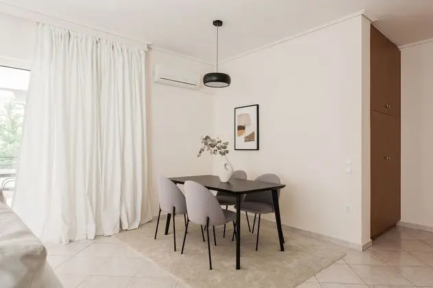 Top-Class 2BR Apartment in Marousi - Oda Düzeni