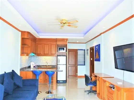 Top Floor Apartment Baan Suan Lalana - Öne Çıkan Resim