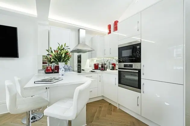 Top Floor Flat - Mimosa Street