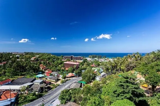 Top Floor sea View 2br Apartment Near Karon Beach - Oda