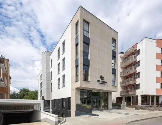 TOP Garden Aparthotel