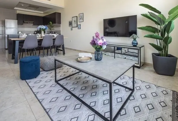 Top Rank 2BR in Trendy Jumeirah Village Triangle! - İç Mekan