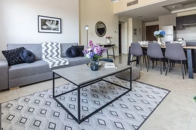 Top Rank 2BR in Trendy Jumeirah Village Triangle! - Öne Çıkan Resim