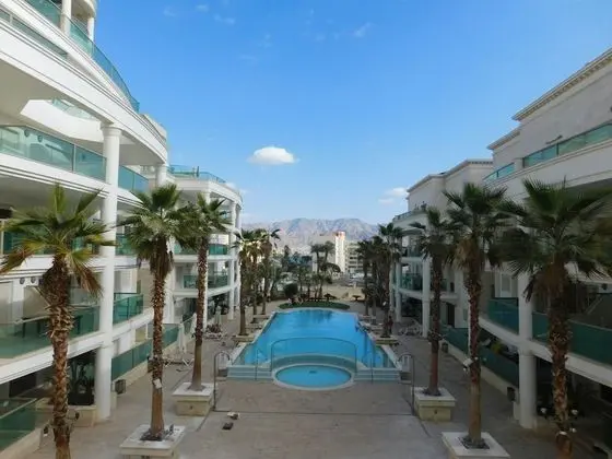Top Residence in Eilat Terrace with Hot Tub - Havuz