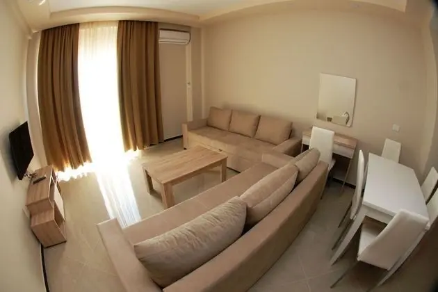 TOP Sea View Apartments