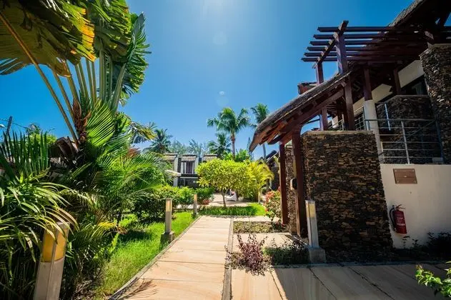 TOPARADIS GUEST HOUSE