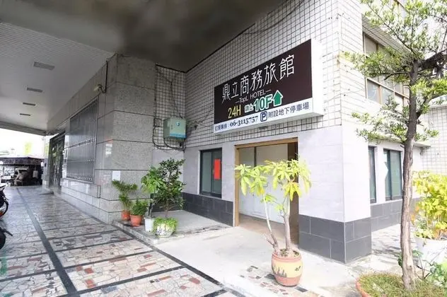 TopL Hotel