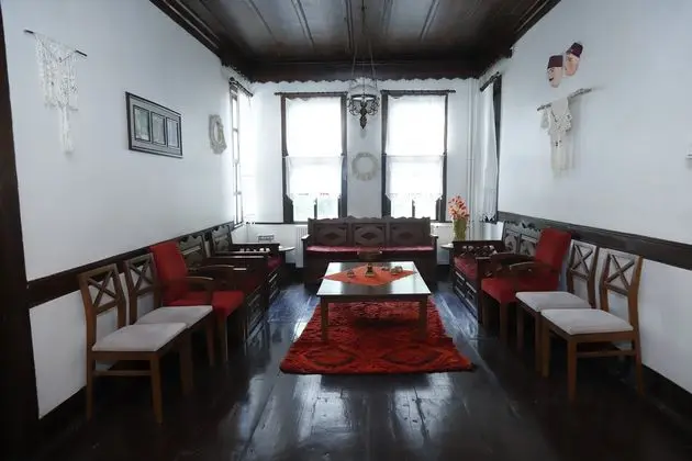 Toprakçılar Konağı - Yerinde Yemek