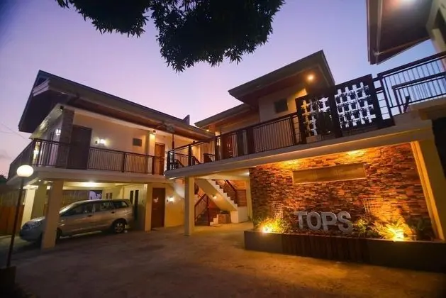 Tops Lodging House - 1