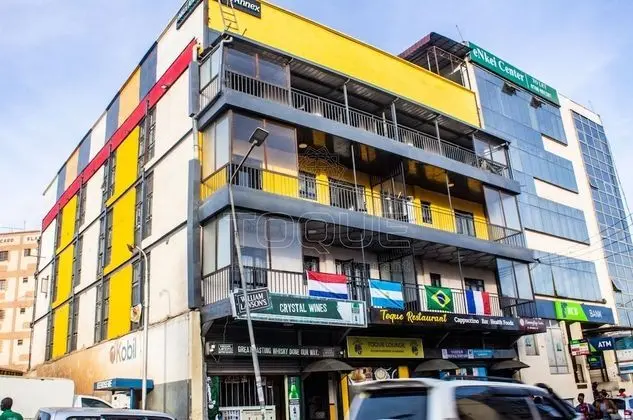 TOQUE HOTEL & LOUNGE