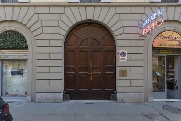 Torino Multifunctional Stylish Studio