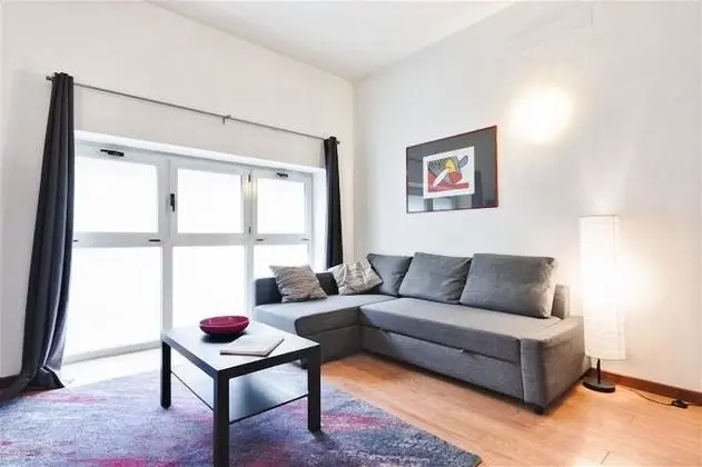 Torino San Salvario Urban Apartment