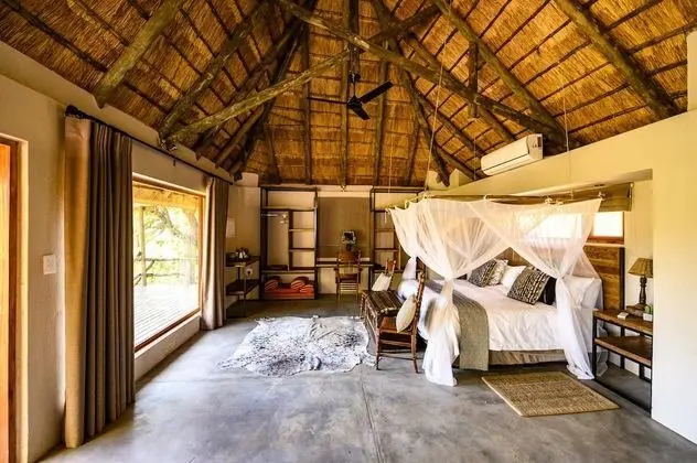 Toro River Lodges Big 5 Exclusive Safari - Lobi