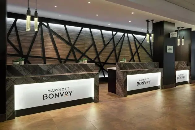 Toronto Airport Marriott Hotel - Lobi