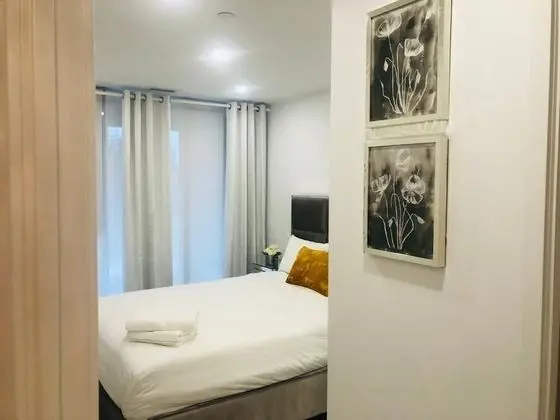 Toronto Downtown Suites City View - Oda