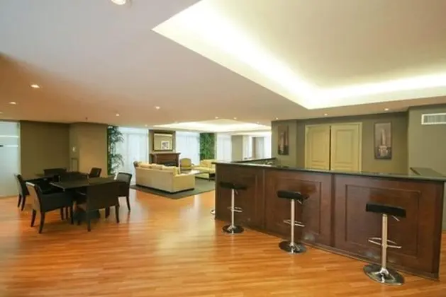 Toronto Furnished Apartments - Lobi