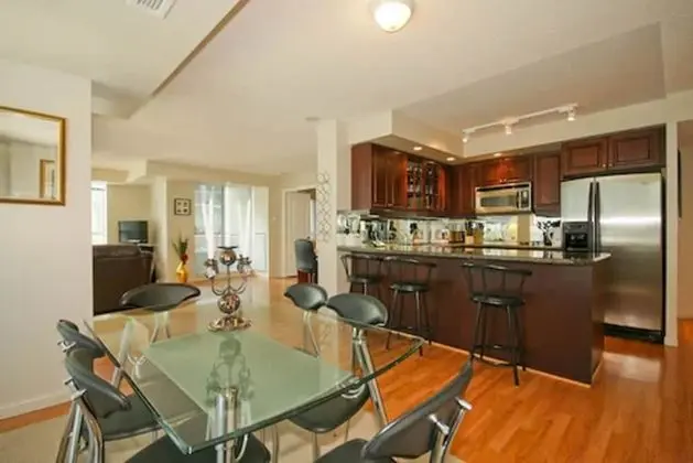Toronto Furnished Apartments - Öne Çıkan Resim