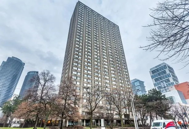 Toronto Furnished Living - Gerard St. E - Dış Mekan