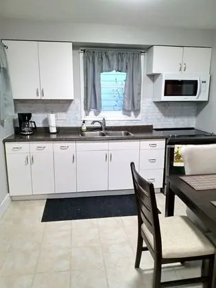 Toronto Furnished Living- Niagara Falls - Mutfak