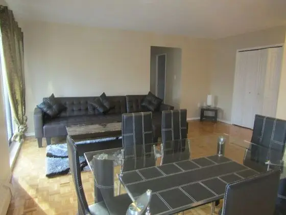 Toronto Furnished Living Scarborough - Oda Düzeni