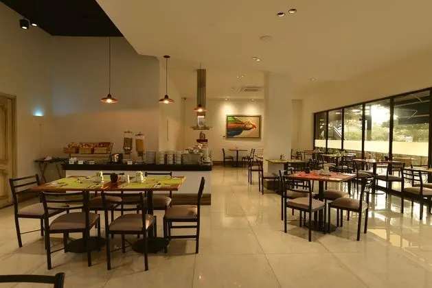 Torre de Cali Plaza Hotel - Yeme / İçme