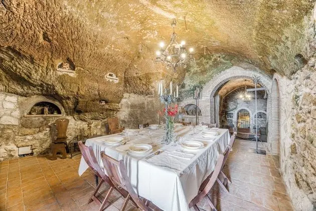 Torre Del Melograno With Heated Pool - Yerinde Yemek