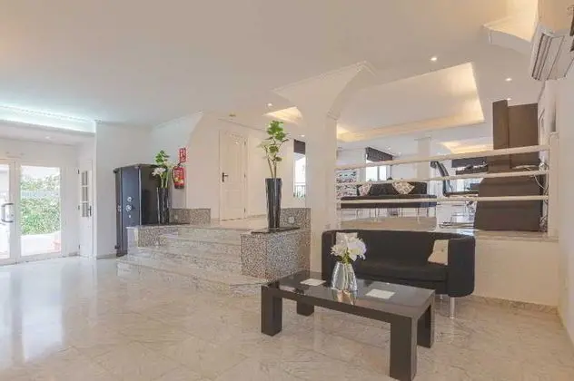 Torrent Bay by Intercorp Hotel Group - Lobi