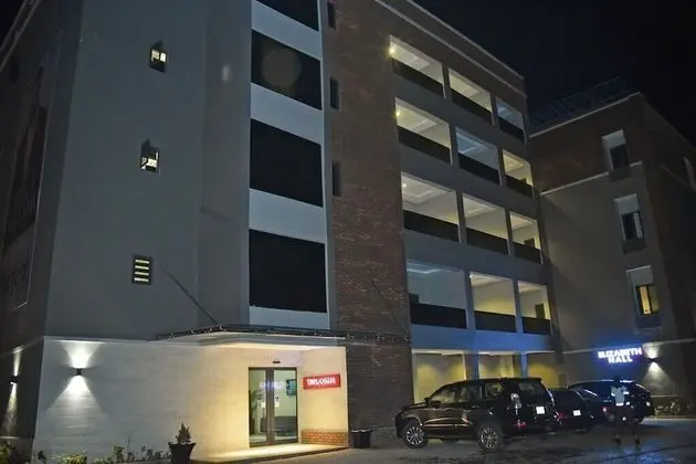 Villa Toscana Hotel Asaba