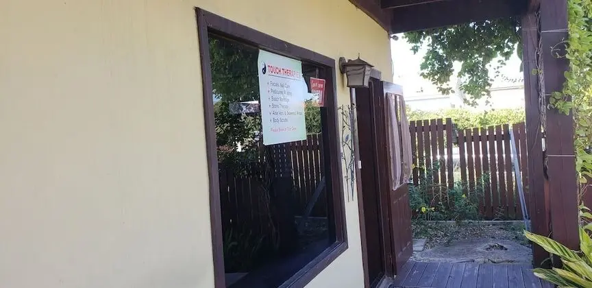 Touch Therapies Guest House - Dış Mekan