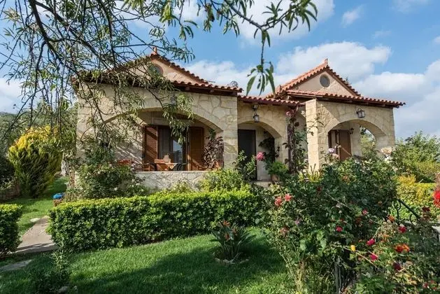 Villa-toula Charming Villa and Fragrant Garden - Oda