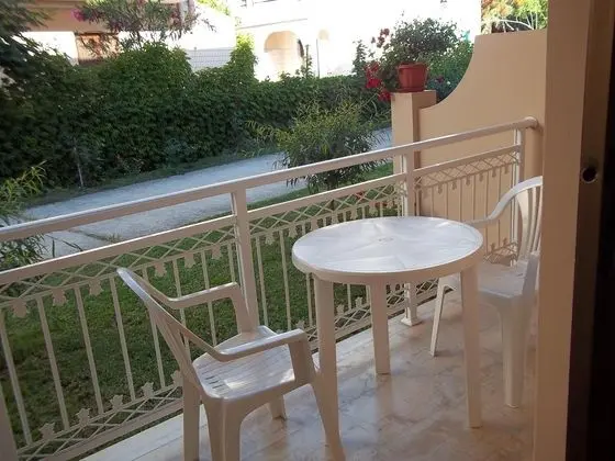 Toulas Apartments - Oda