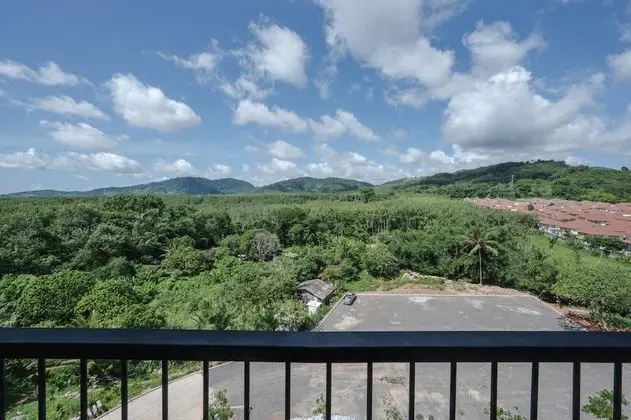 Tour De Phuket Hotel