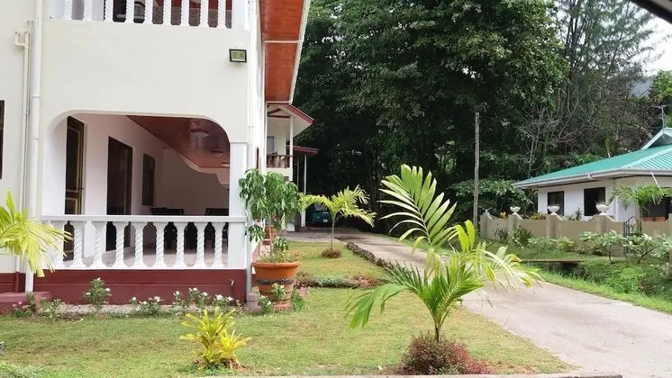 Tourterelle Holiday Home - Dış Mekan