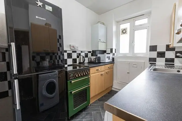 Tower Bridge Accommodation - 5 - Ortak Mutfak Alanı