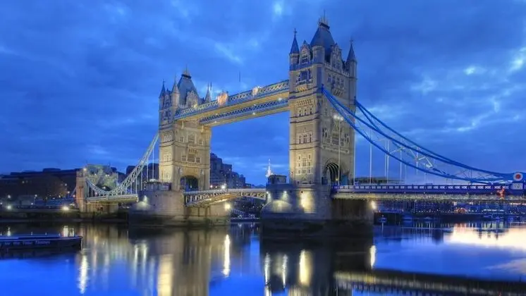 Tower Bridge Apartment - Havuz