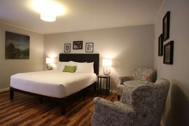Tower House Inn - İç Mekan