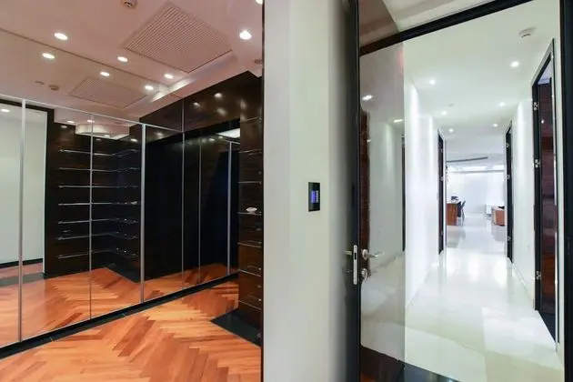 Tower Sea View Luxury 32 Floor Apartment - Lobi
