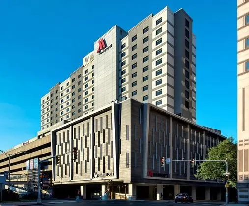 Tower Square Hotel Springfield - Dış Mekan