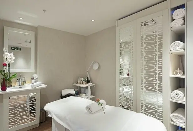 Tower Suites by Blue Orchid - Spa