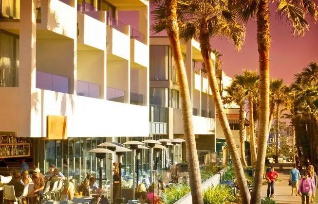 Tower23 Hotel - Dış Mekan